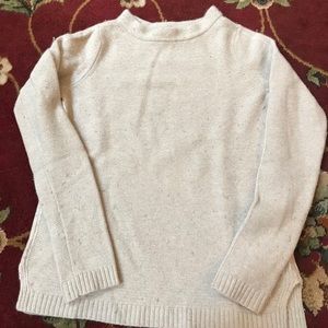 Beige Banana Republic Sweater